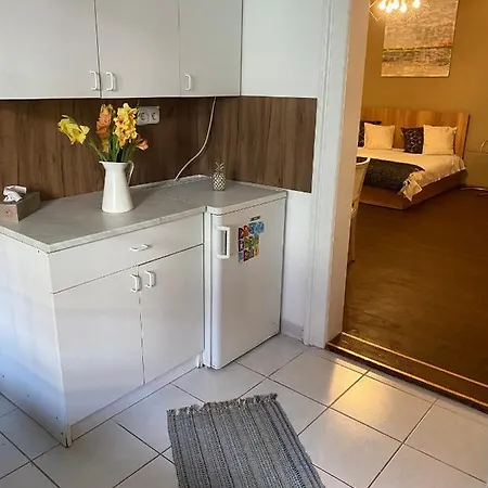 Apartman B Apartment *
